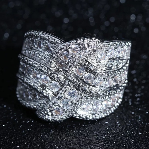 Sterling silver weave ring - Picture 1 of 5